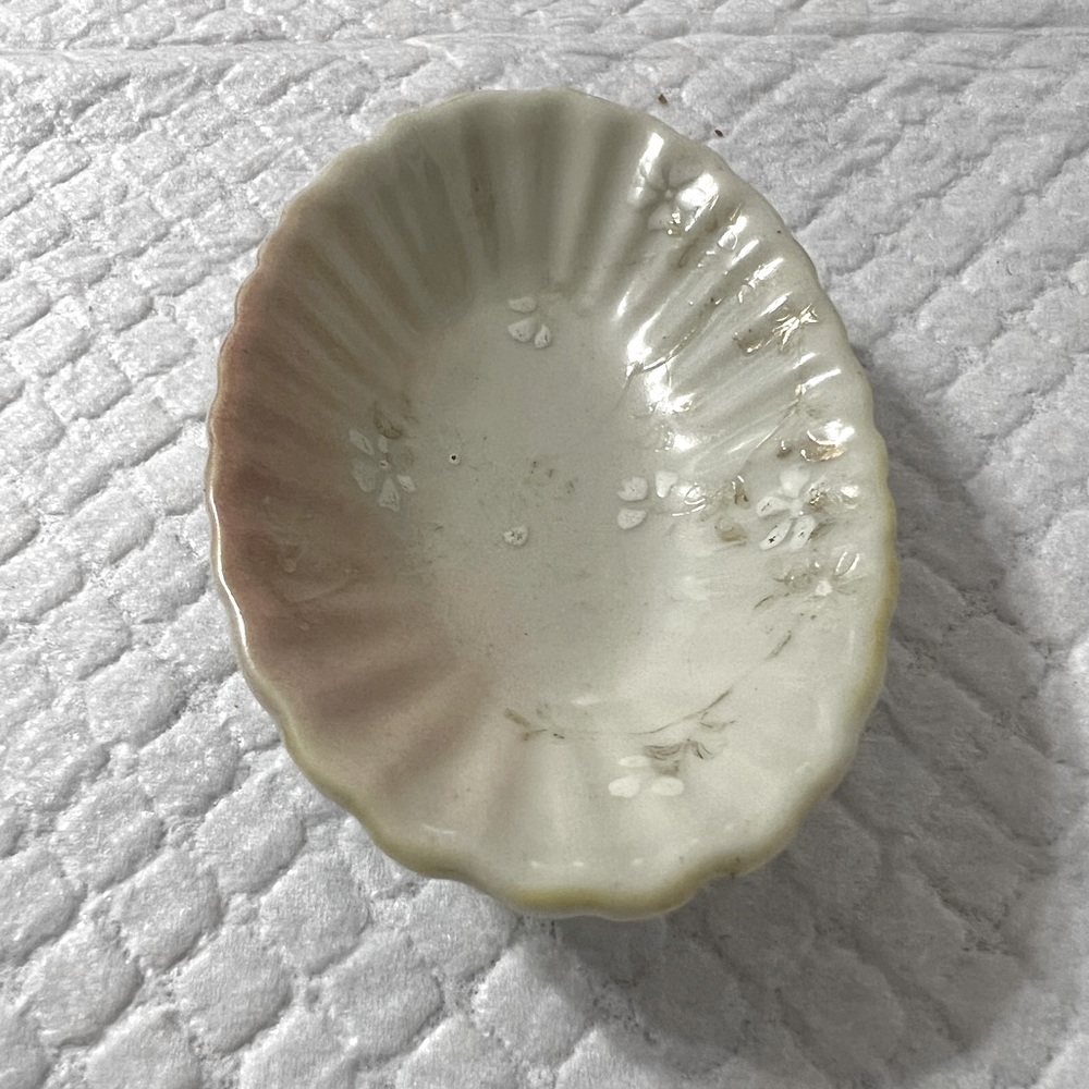 Vintage Jewelry Dish Hand-painted Small Scalloped with delicate floral accents